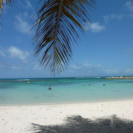 شقة Escapades Ensoleillees - Saint-Francois - Front De Mer Et Piscine المظهر الخارجي الصورة