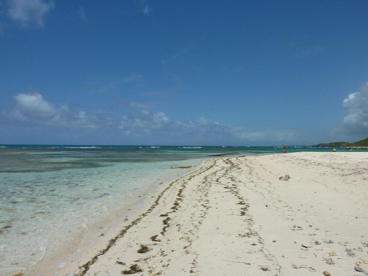 شقة Escapades Ensoleillees - Saint-Francois - Front De Mer Et Piscine المظهر الخارجي الصورة