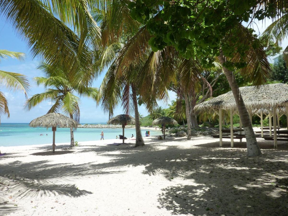 شقة Escapades Ensoleillees - Saint-Francois - Front De Mer Et Piscine المظهر الخارجي الصورة